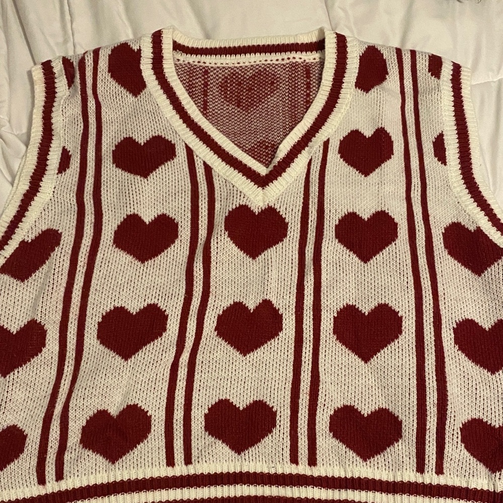 SHEIN Red and White Knit Sweater Vest